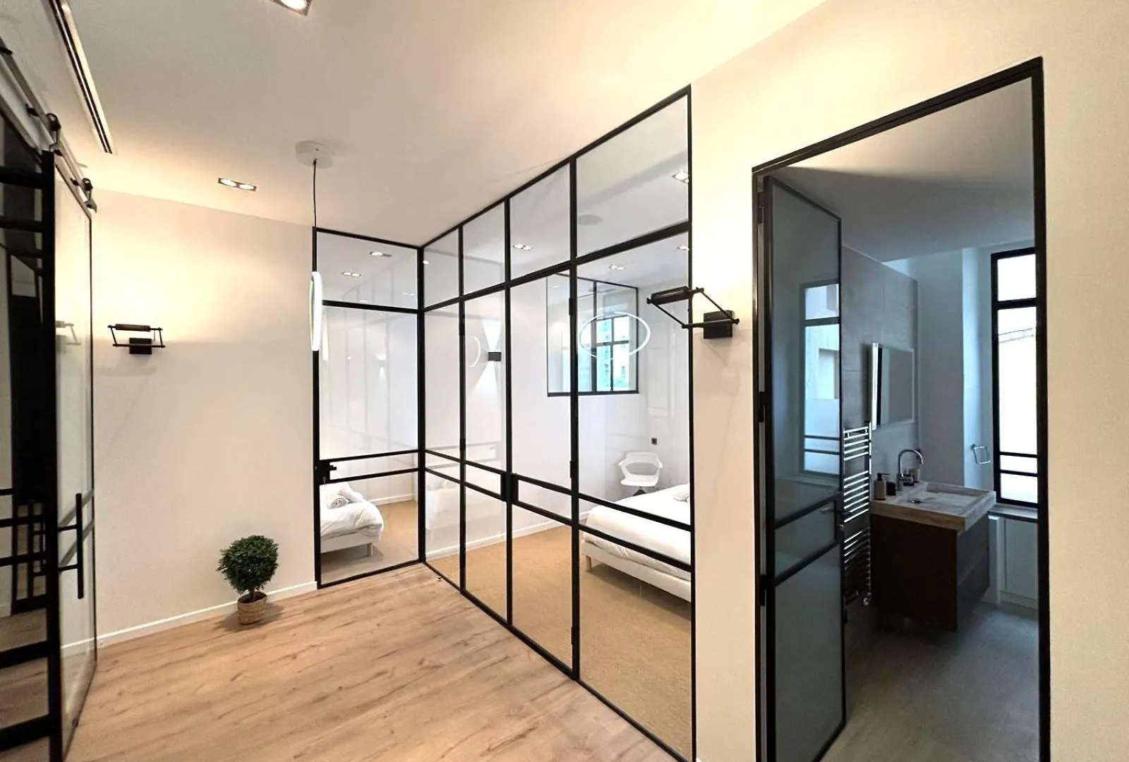 Le 121 - Loft Design Rue D'Antibes Apartment Cannes France